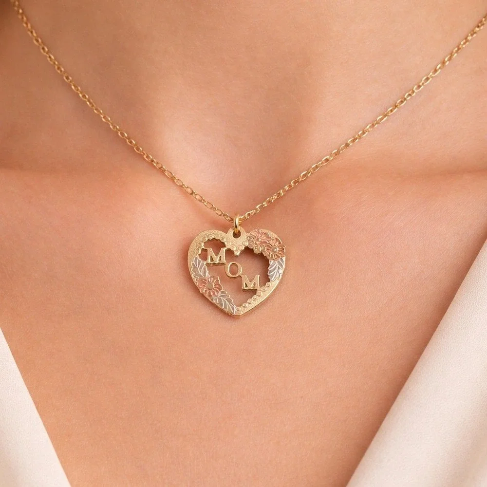 Princess Pride Creations Vintage 14k Gold Filled Heart Mom Necklace 18in Chain